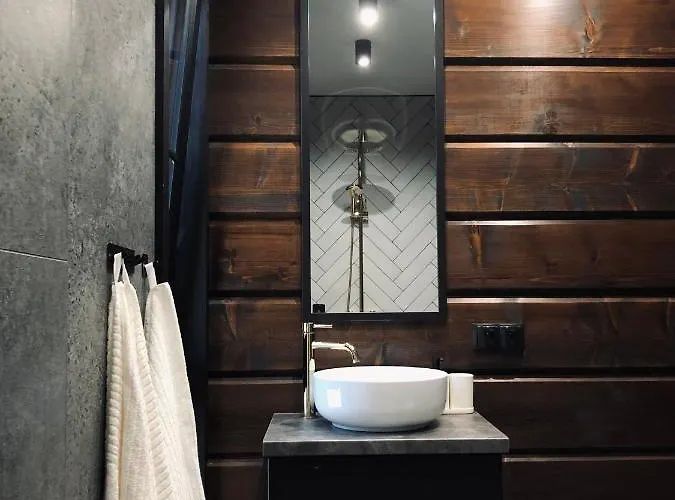 Czarne Jodly בית נופש